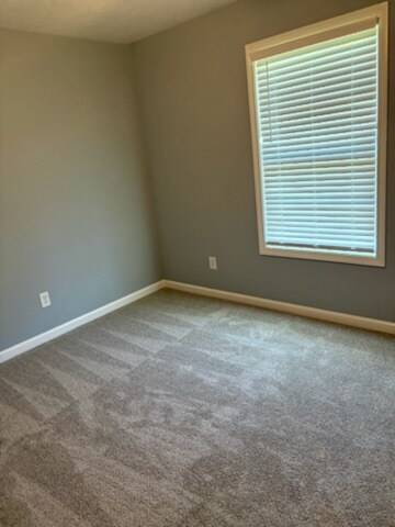 Building Photo - 598 Clear Cir