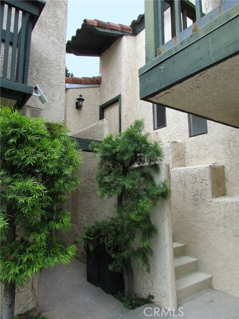 Building Photo - 28637 Vista Madera