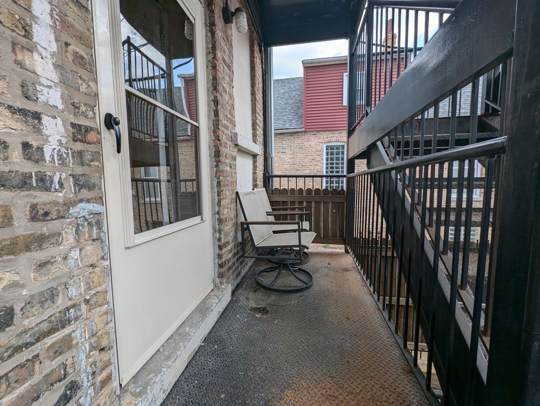 Building Photo - 3449 W Schubert Ave