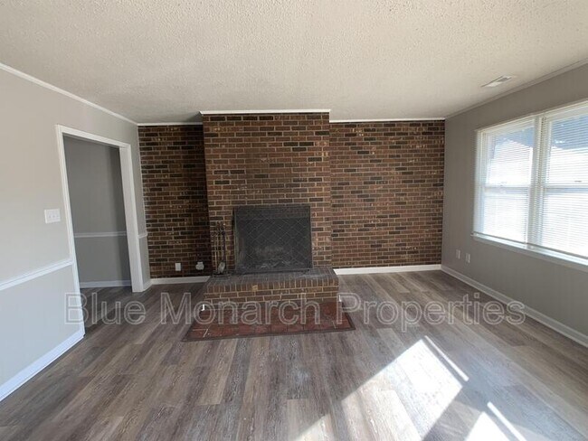 Building Photo - 227 Welch Ave