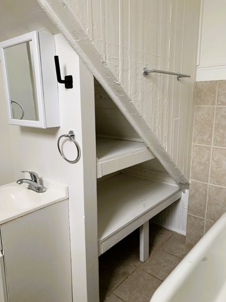 Building Photo - 7114 Freret St