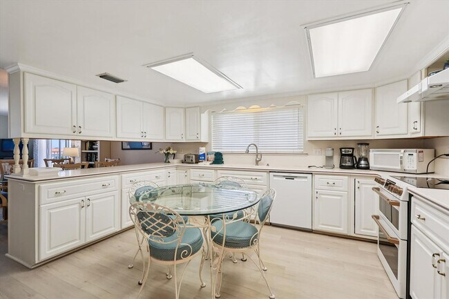 Building Photo - 1 Ocean Trace Rd