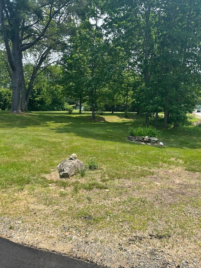 Building Photo - PRICE REDUCTION - Beautiful renovated 5 be...