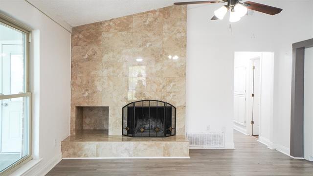 Building Photo - 5205 Shoregate Dr