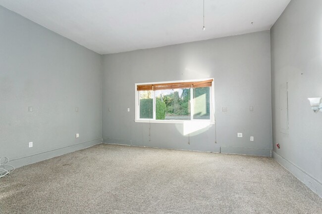 Building Photo - Spacious Tacoma Home for Rent – Available Now!