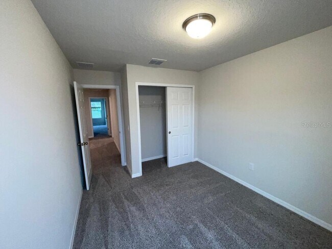 Building Photo - 418 Legacy Lp