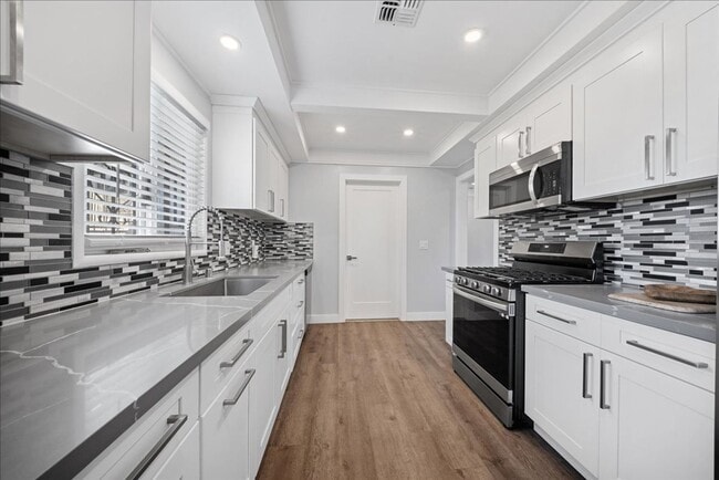 Building Photo - 2308 Cortez Ln