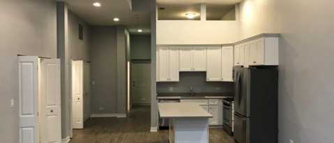 Primary Photo - 2130 W Rice St
