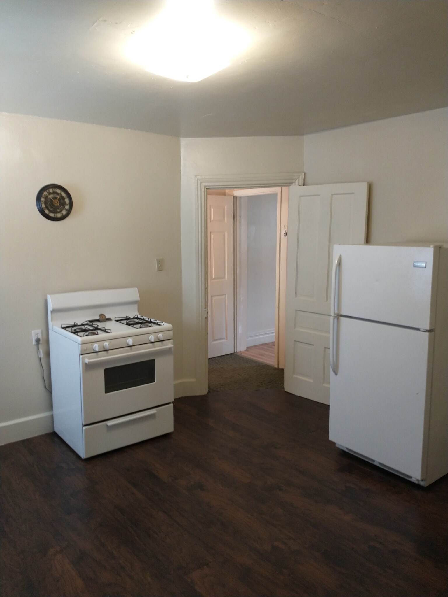 Building Photo - 1458 Penn Ave