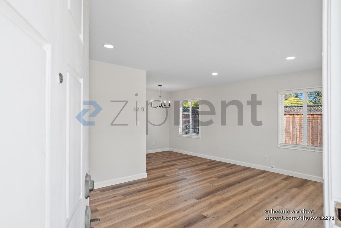 Building Photo - 1498 Valota Rd