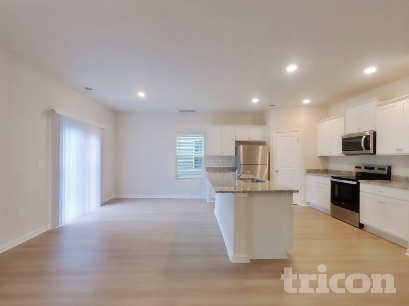 Building Photo - 727 Hawley St