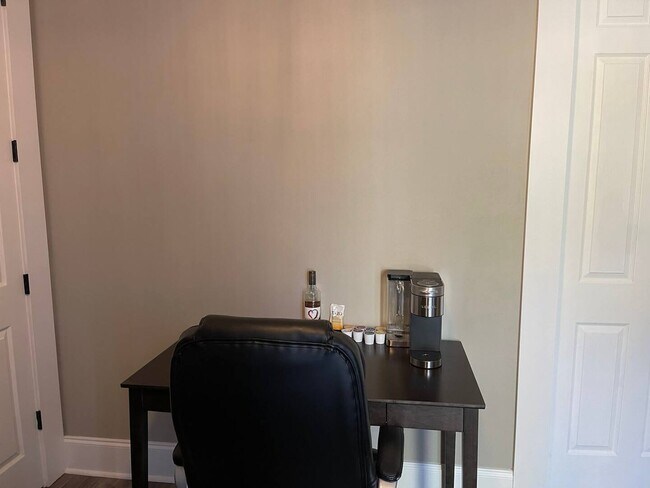 Building Photo - 3710 Carrington Pl