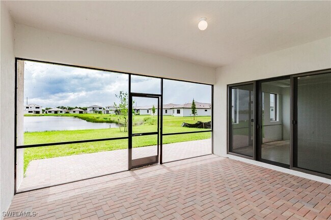 Building Photo - 5114 Panella Ave
