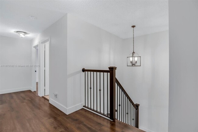 Building Photo - 2716 SW 180th Ave
