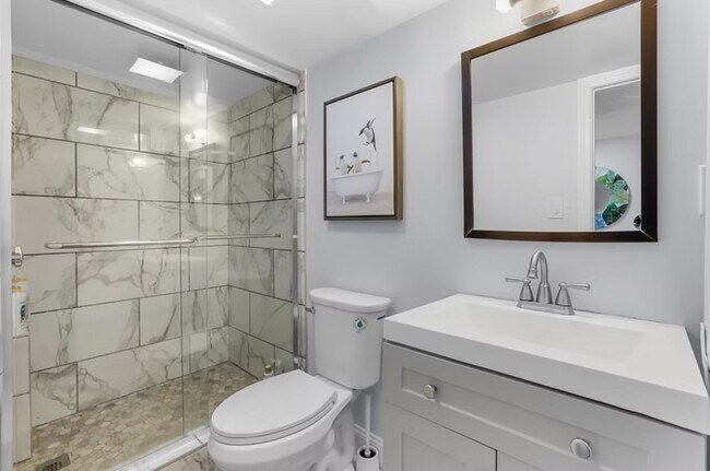 Building Photo - 67 Curtis Rd