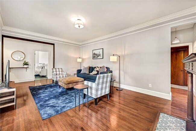 Building Photo - 801 NW C St