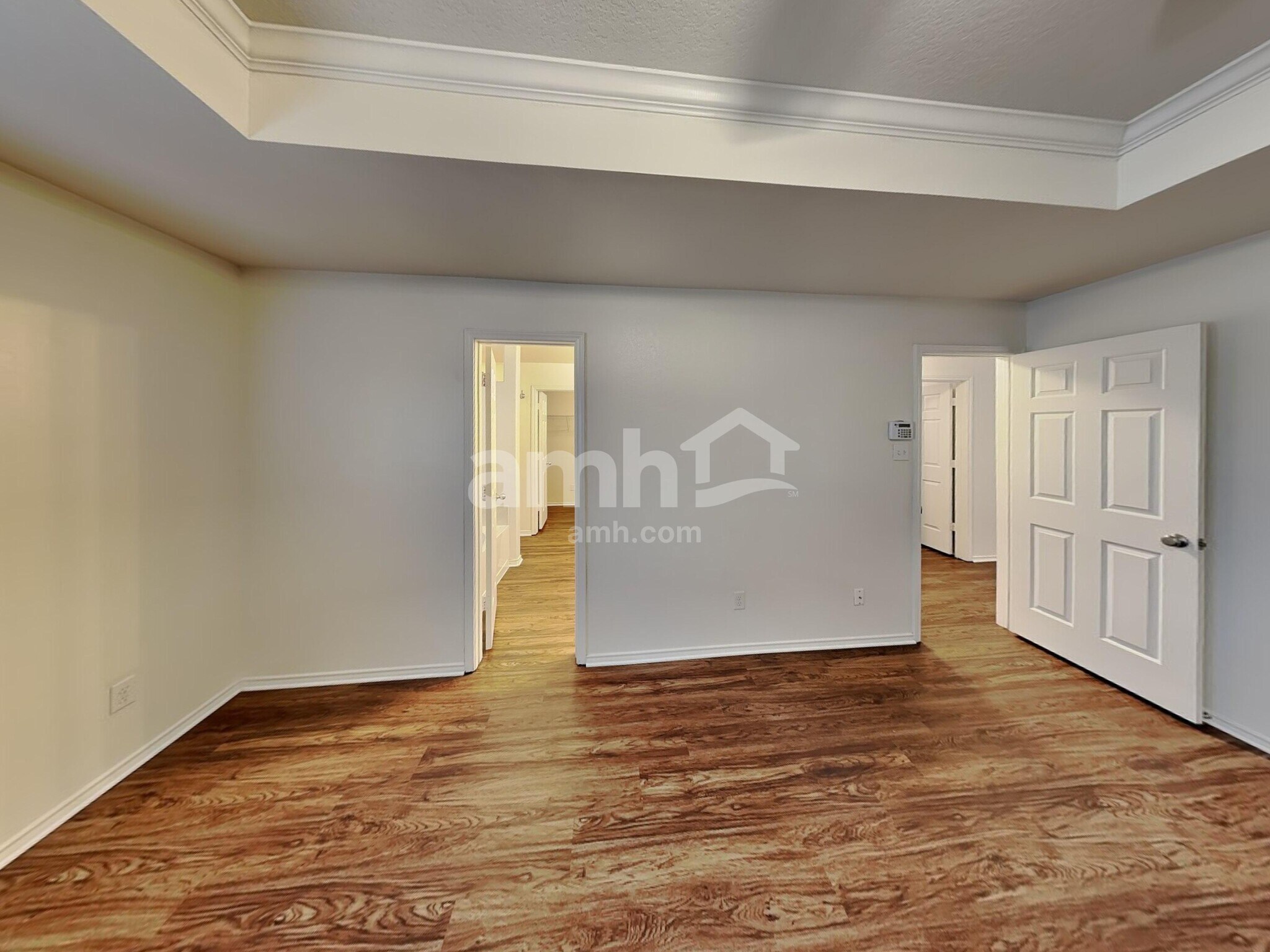 Building Photo - 9246 Silver Vista