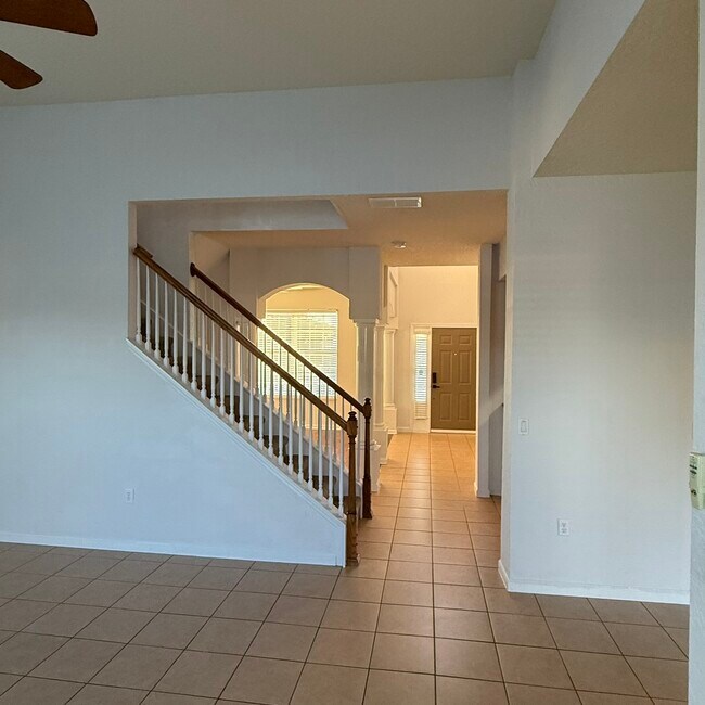 Building Photo - 2914 River Birch Dr