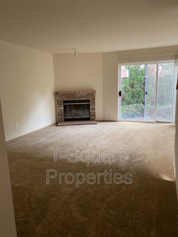 Building Photo - 7632 230th St SW