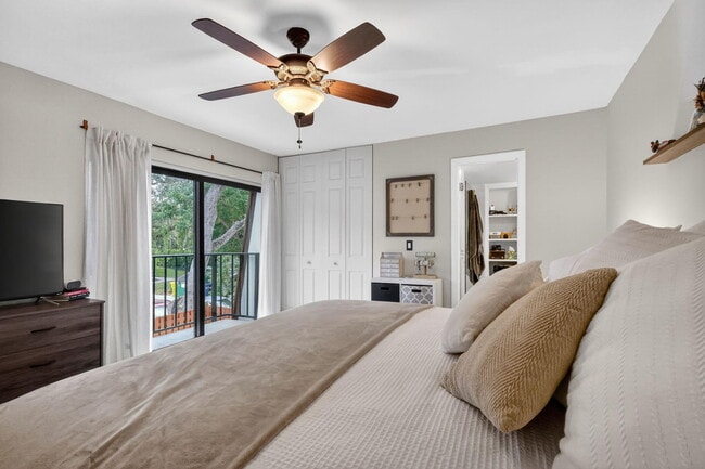 Building Photo - 1520 Masters Cir