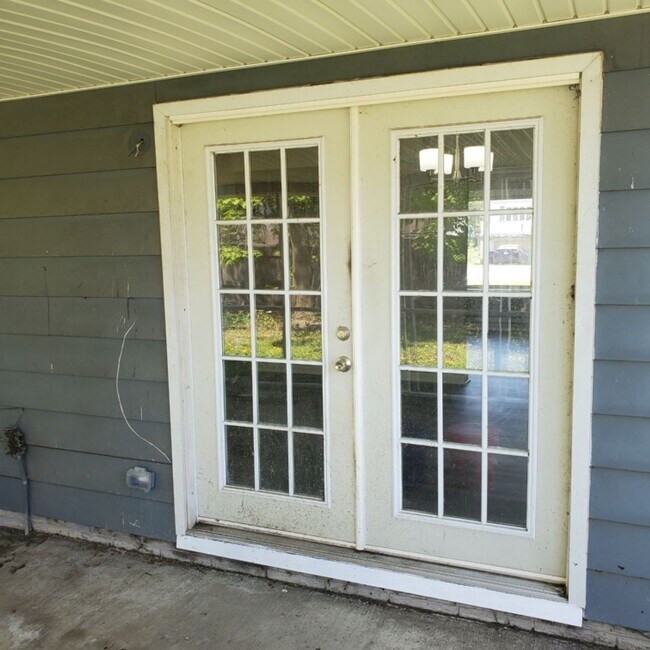 Building Photo - 3BDRM HOUSE FOR RENT