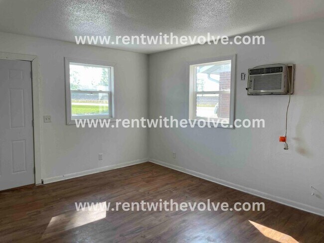 Building Photo - 12406 IN-67
