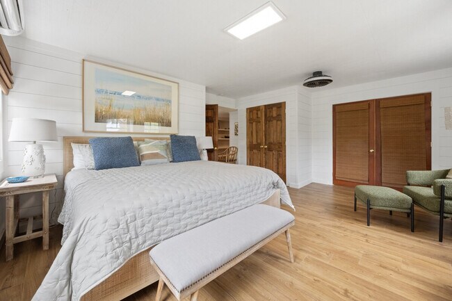 Building Photo - 858 Debordieu Blvd