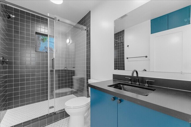 Building Photo - 3379 N Eagle Rock Blvd