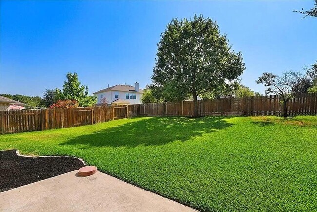 Building Photo - 809 Barefoot Cove