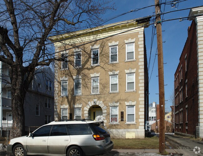 Building Photo - 46-48 South St