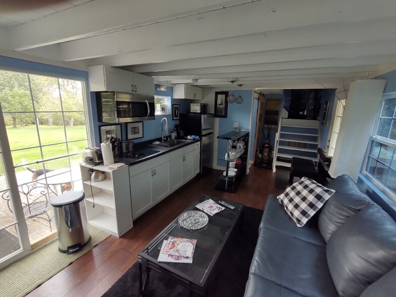 Building Photo - 30 Keller Dr