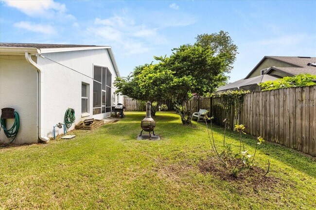 Building Photo - 805 Lewis Pl