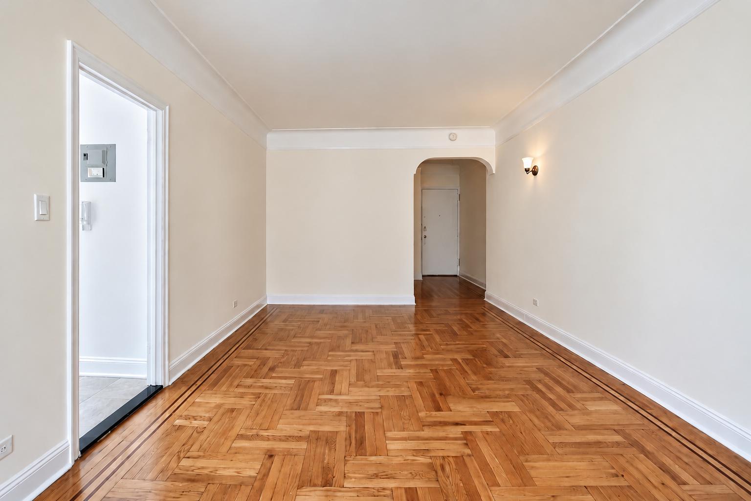Building Photo - 615 W 172nd St