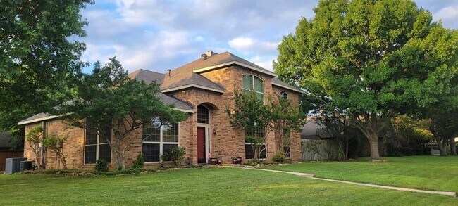 Primary Photo - 2432 College Pkwy