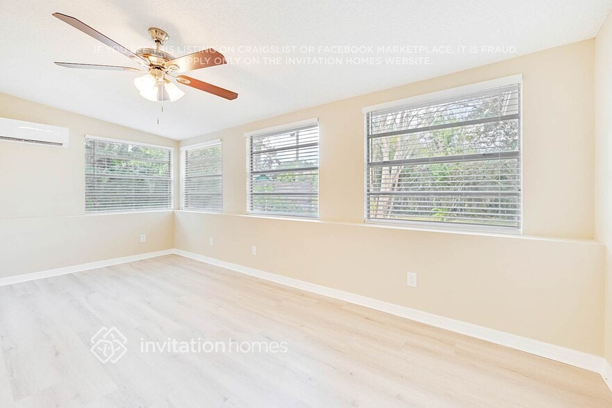 Building Photo - 5403 Myrica Rd