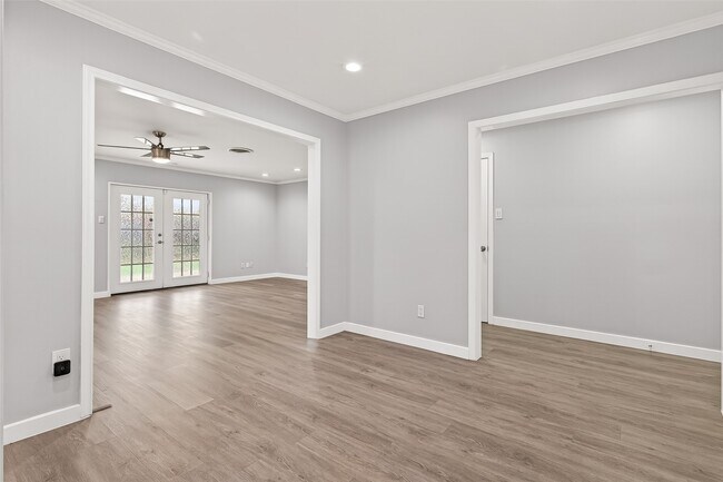 Building Photo - 9670 Judalon Ln