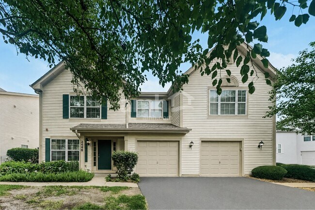 Building Photo - 2440 Frost Dr