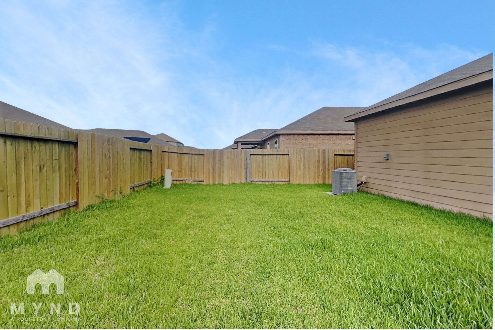 Building Photo - 480 Lone Rider Dr