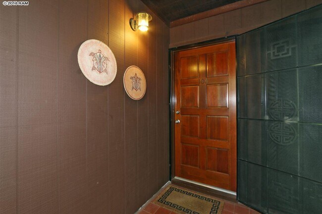 Building Photo - NICELY REMODELED- Furnished - Kalama Villa 1 Bed / 1 Bath -Central Kihei very close to the beach