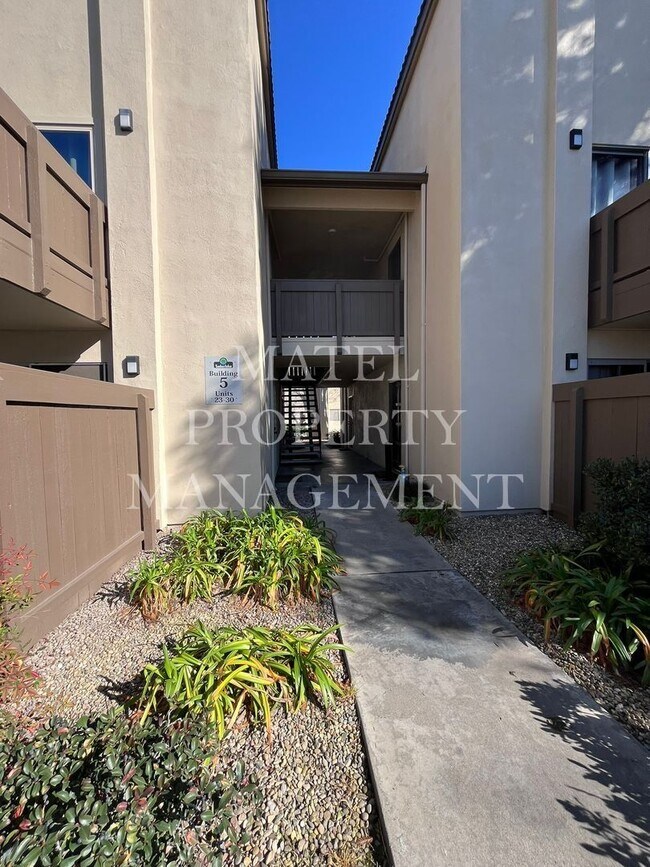 Building Photo - TUL370