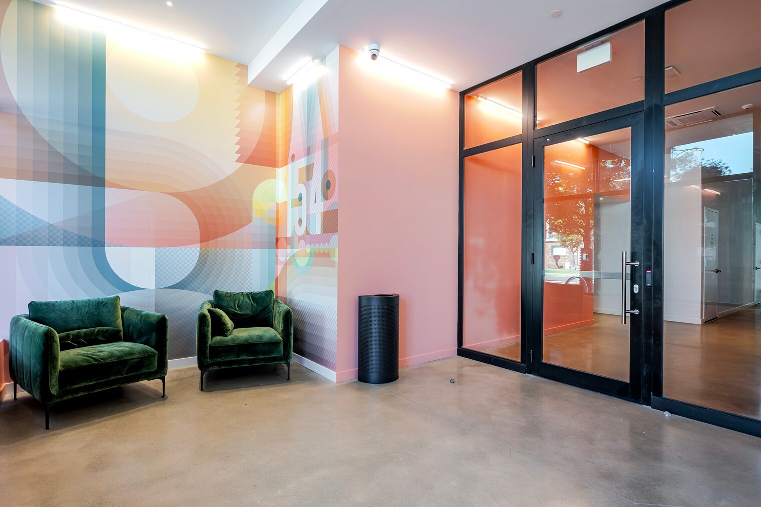 Building Photo - 154 Broadway