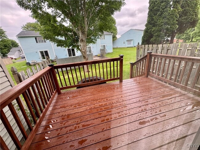 Building Photo - 8434 Bubbling Springs Dr