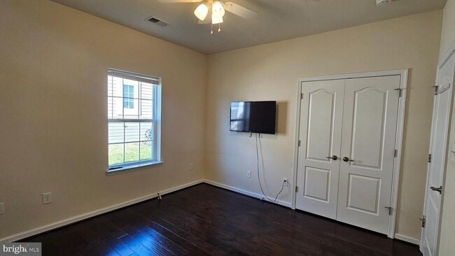 Building Photo - 11257 Yellowstone Ct