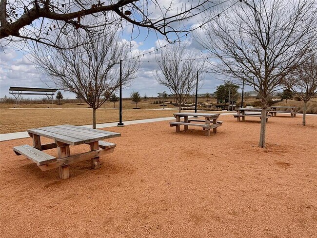 Building Photo - 373 Jeffers