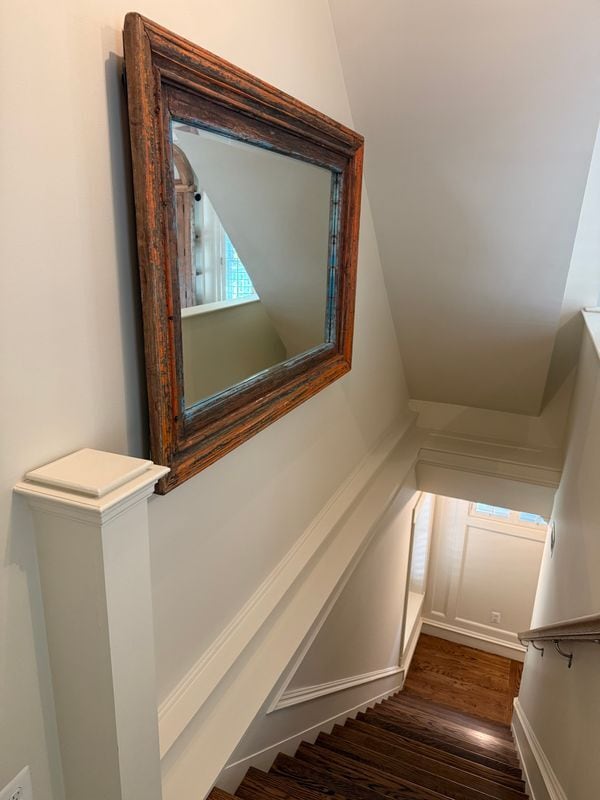 Building Photo - 312 Tschiffely Square Rd