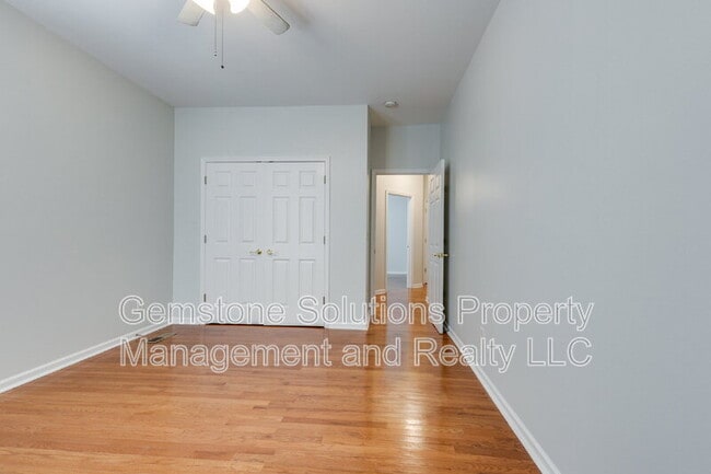 Building Photo - 756 Rolling Fork Dr