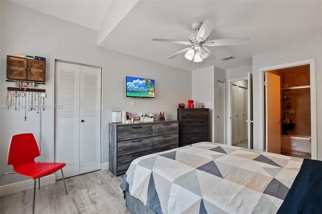 Building Photo - 15770 SW 104th Terrace