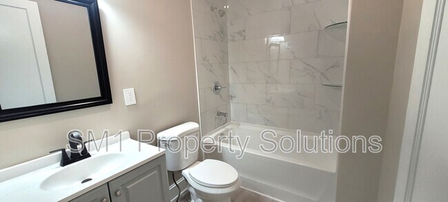 Building Photo - 514 N Hamilton St