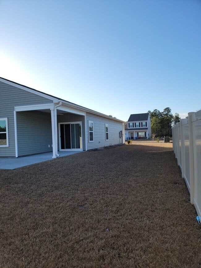 Building Photo - Coastal Point