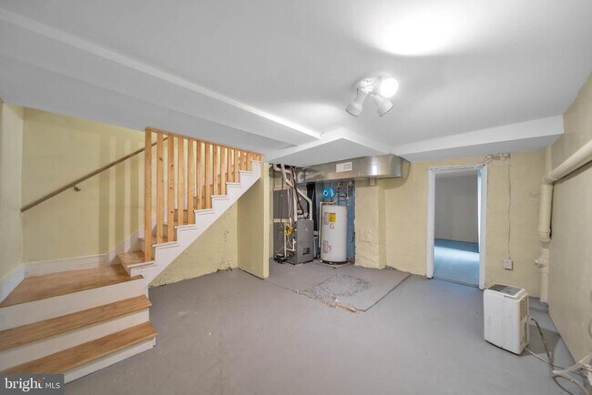 Building Photo - 2712 Sherman Ave NW